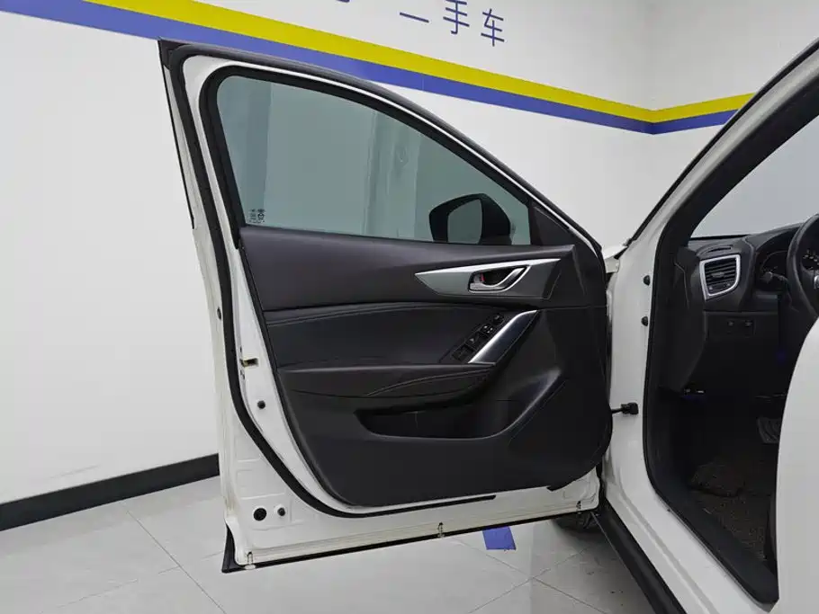 Mazda CX-4 — миниатюра 7