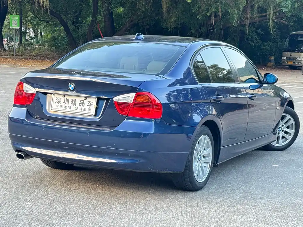 BMW 3 Series — миниатюра 5