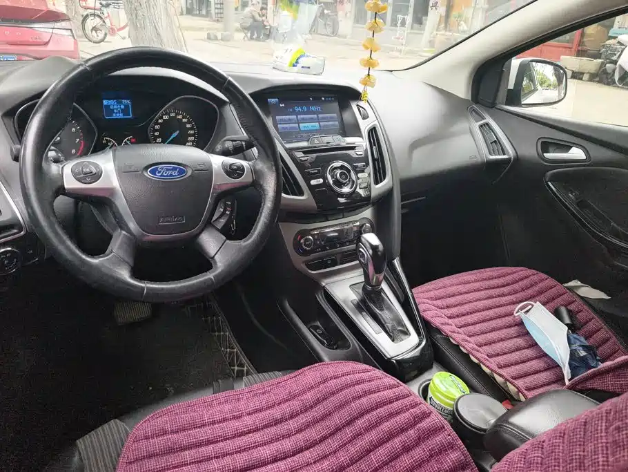 Ford Focus — миниатюра 12