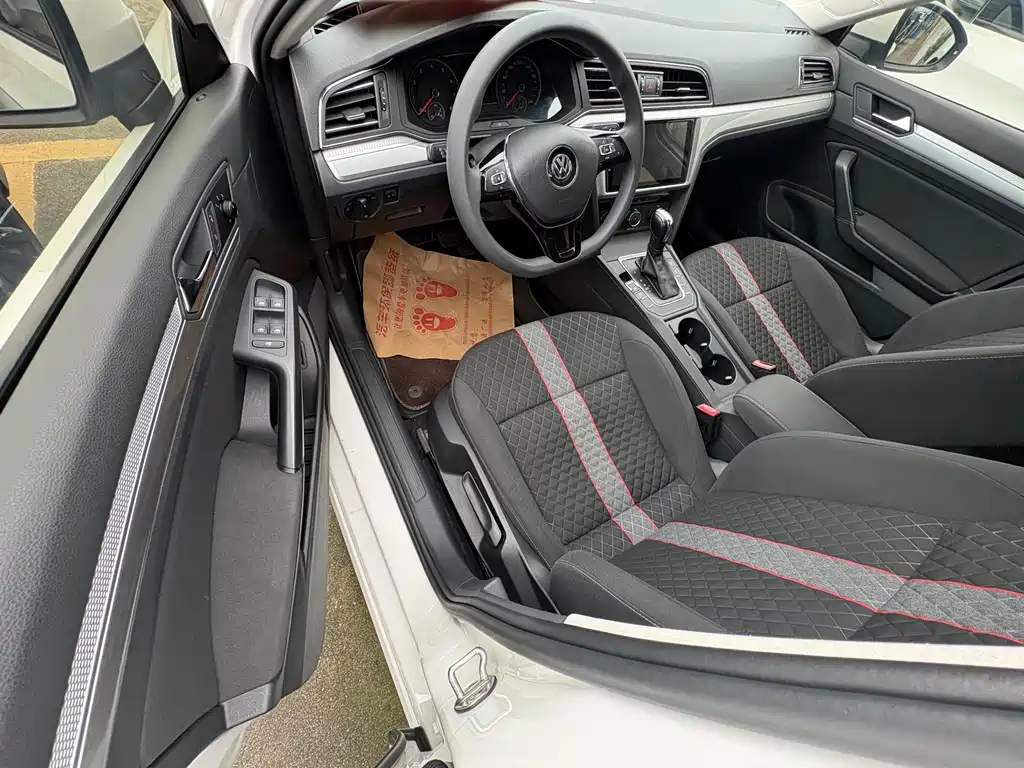Volkswagen Lamando — миниатюра 3