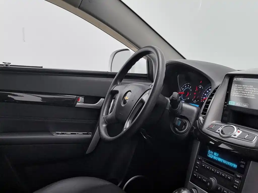 Chevrolet Captiva — миниатюра 22