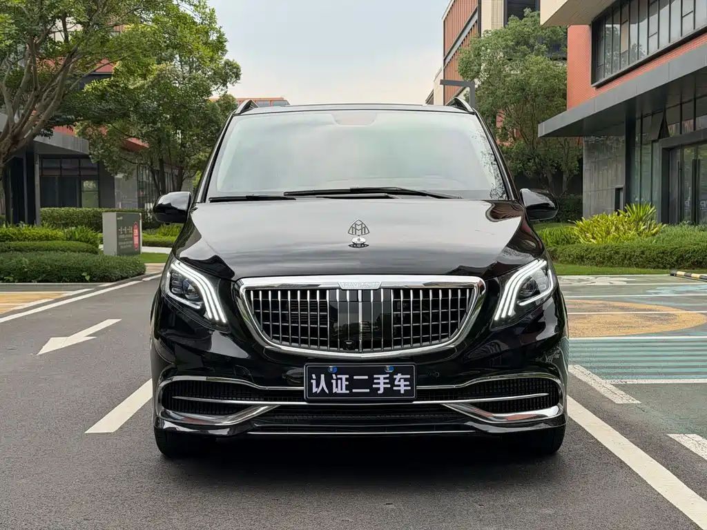 Mercedes-Benz Vito 2021 2.0T 7 мест
