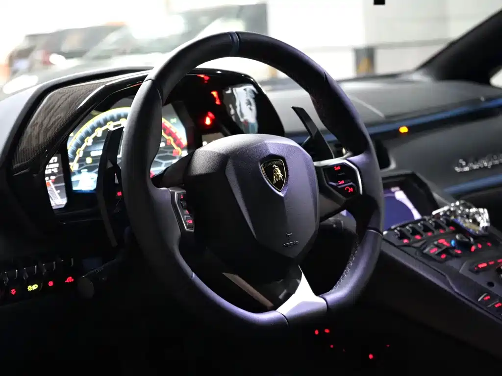 Lamborghini Aventador 2011 LP 700-4