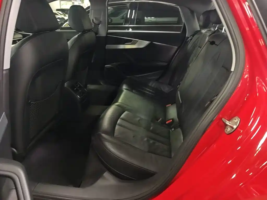 Audi A4L — миниатюра 17