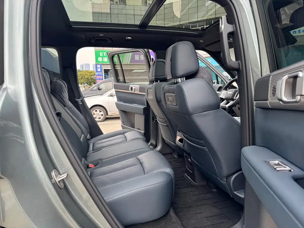 Fangchengbao Leopard 7 7 2025 190KM Ultra