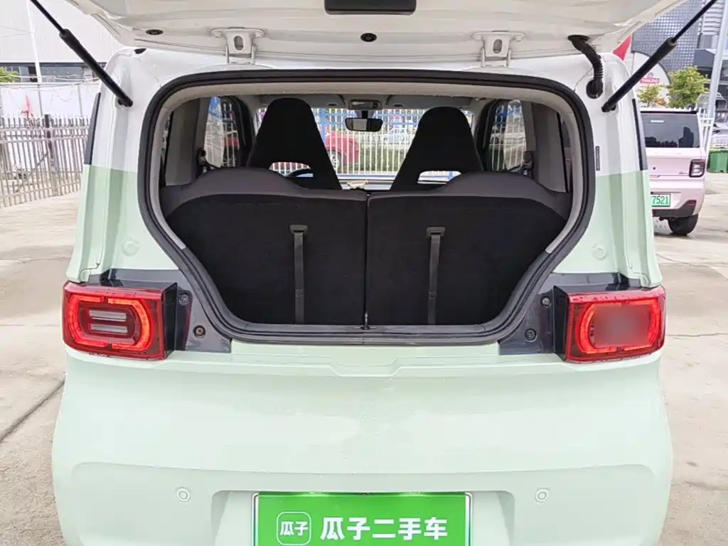Wuling MINIEV — миниатюра 19