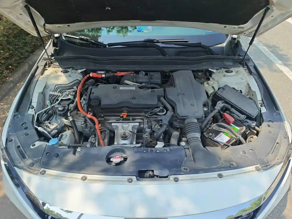 Honda Accord — миниатюра 11