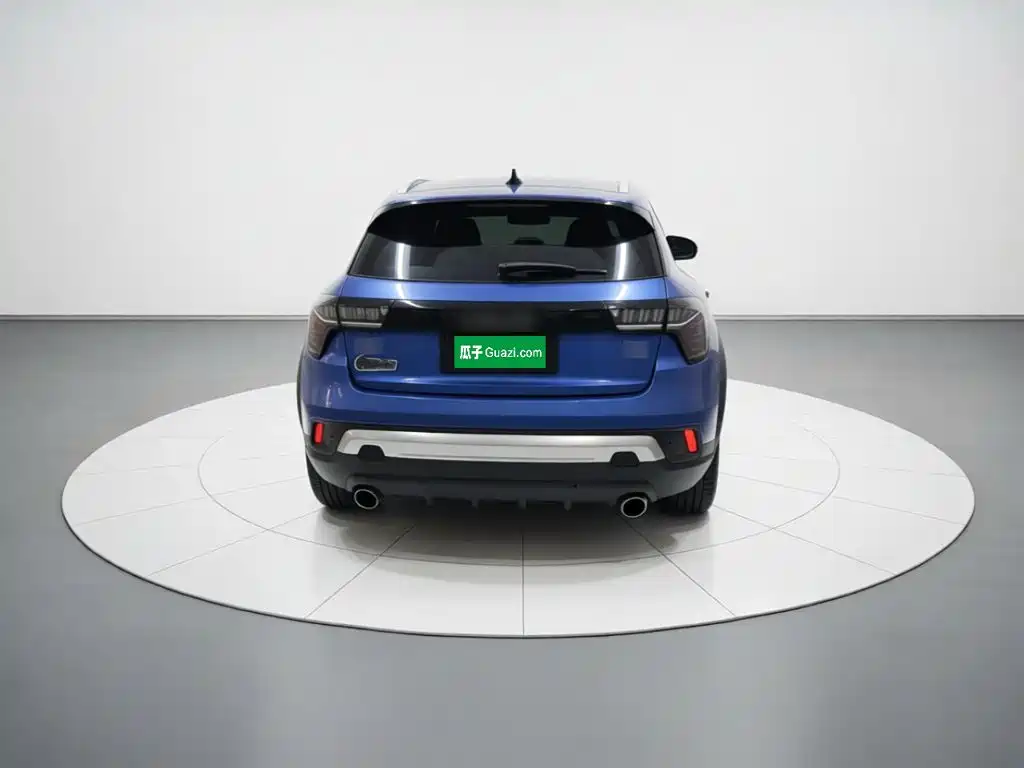 Lynk & Co 02 — миниатюра 5