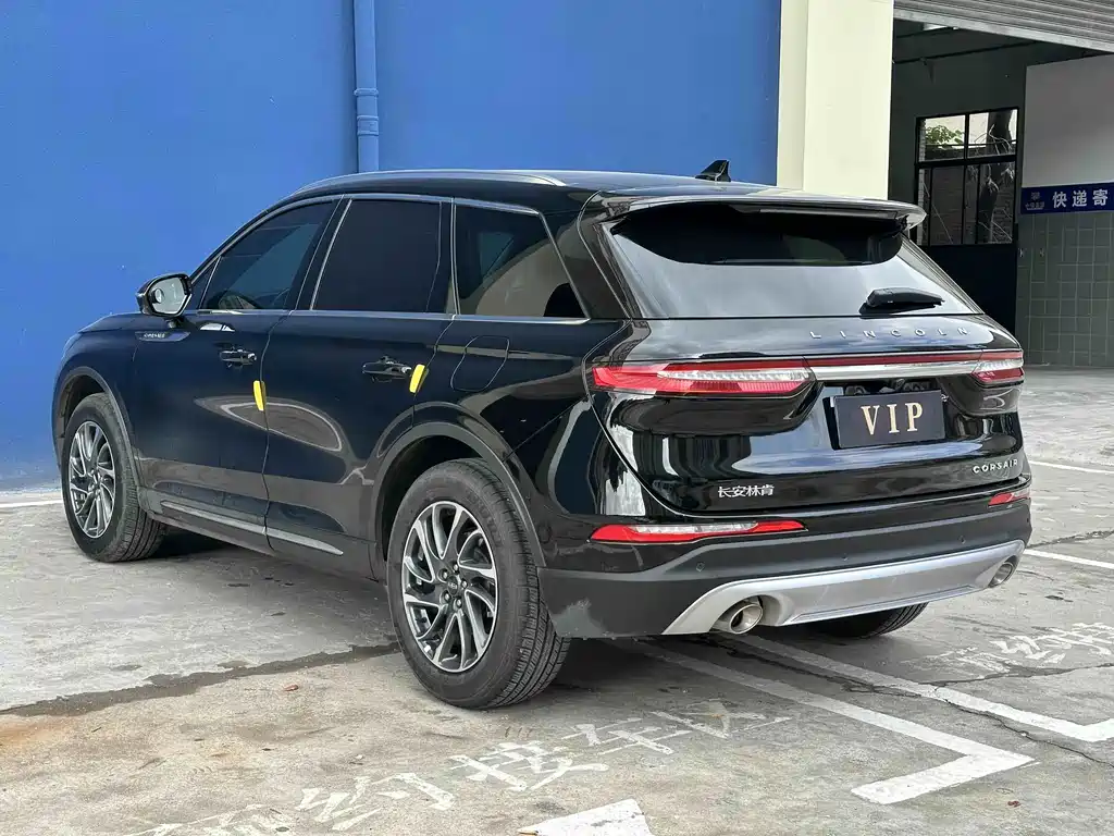 Lincoln Corsair — миниатюра 7