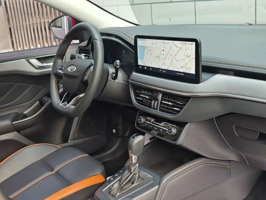 Ford Focus — миниатюра 12