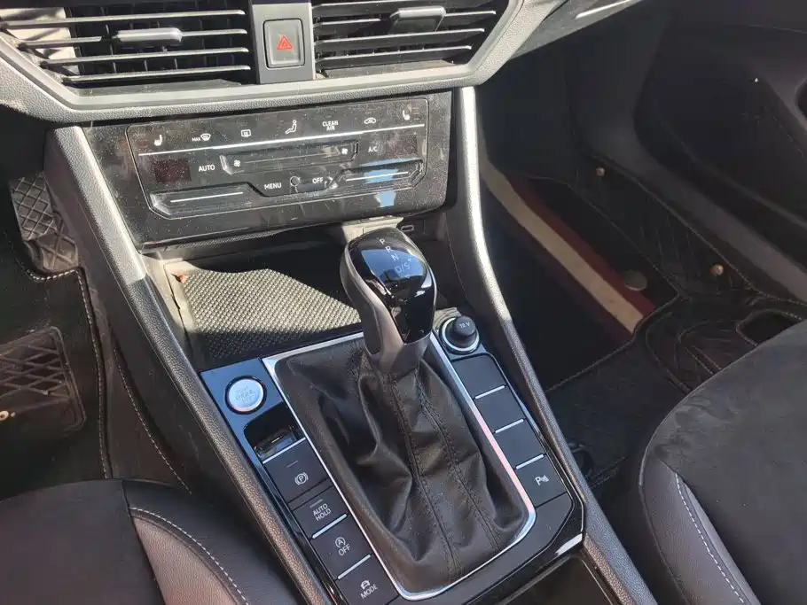 Volkswagen Sagitar — миниатюра 16