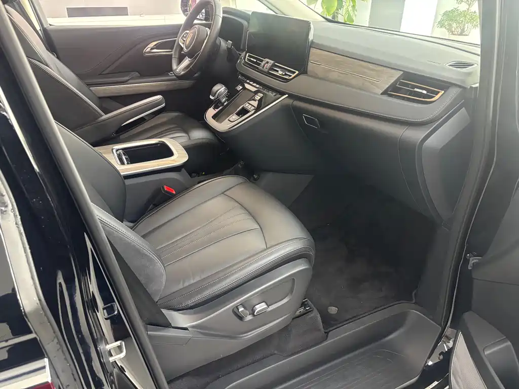 Hongqi HONGQI HQ9 PHEV