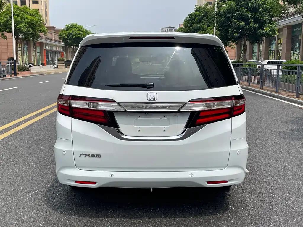 Honda Odyssey — миниатюра 5