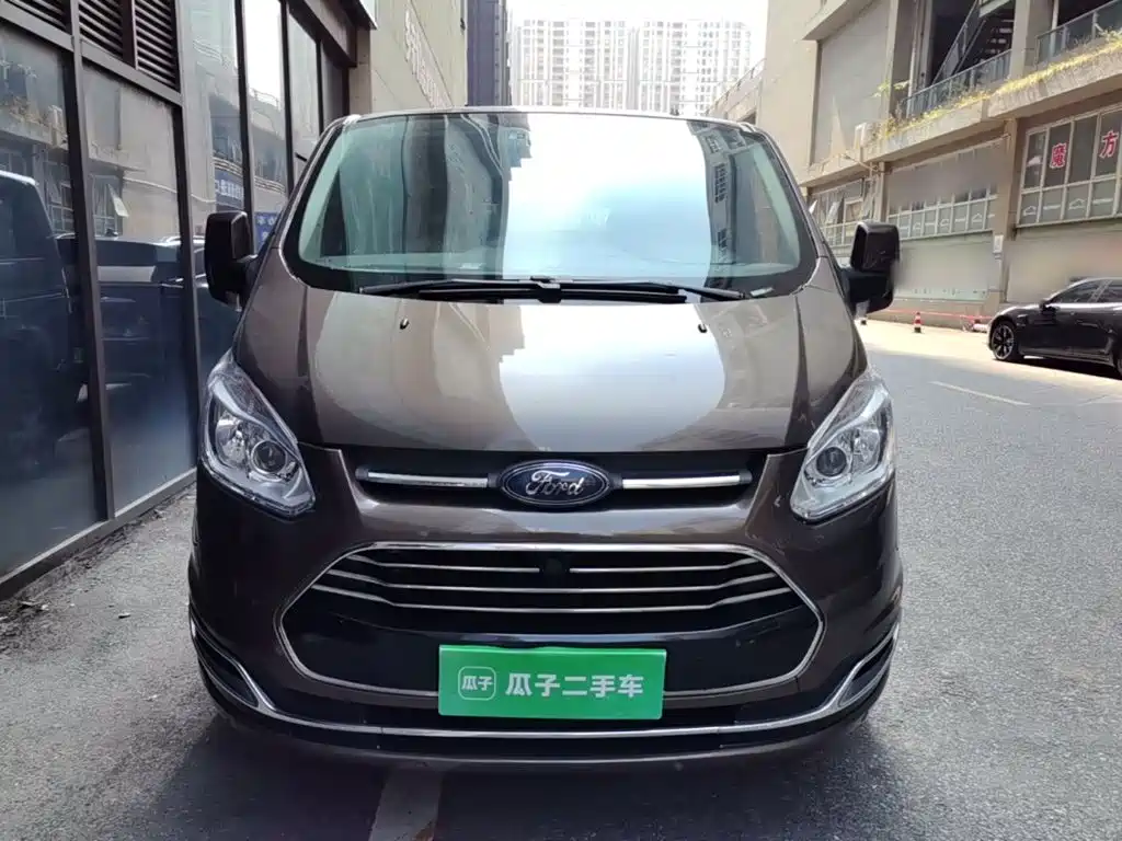 Ford Tourneo — миниатюра 3
