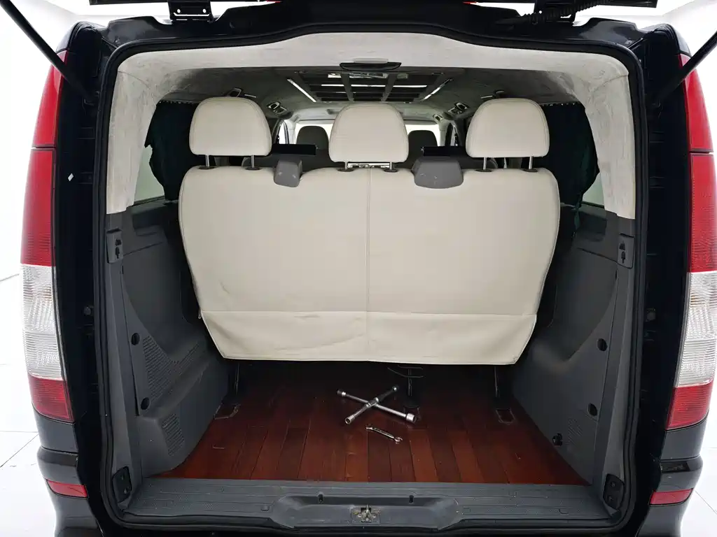 Mercedes-Benz Vito — миниатюра 12