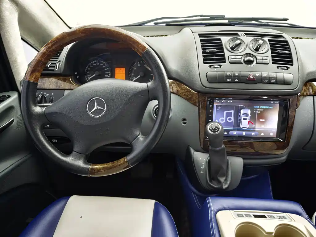 Mercedes-Benz Vito — миниатюра 14