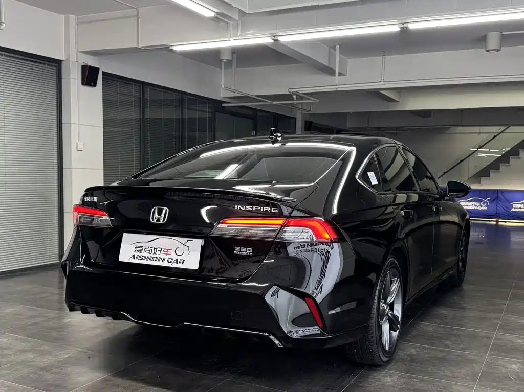 Honda Inspire — миниатюра 7