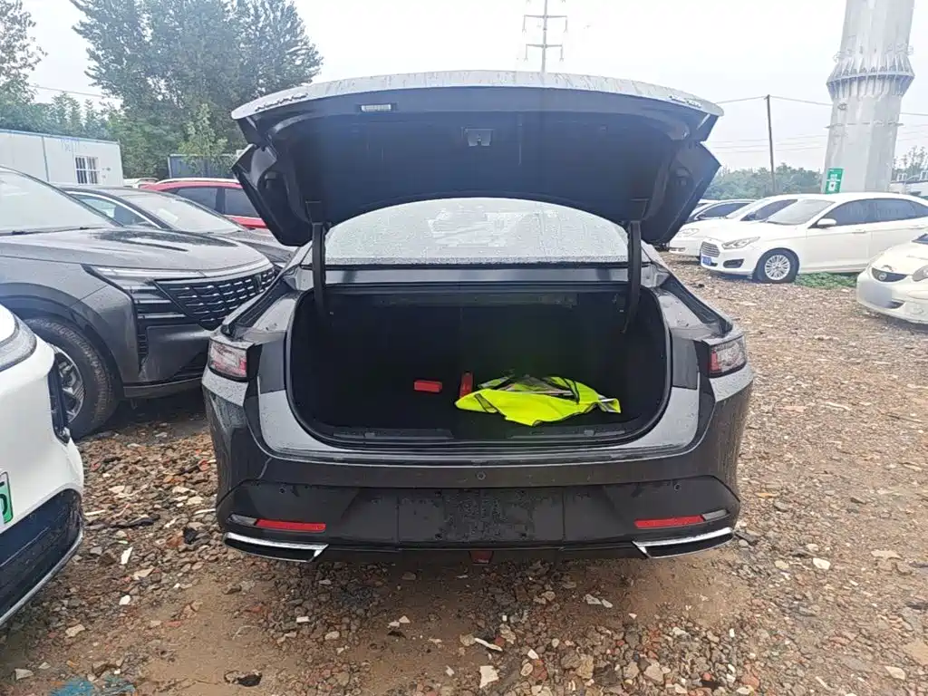 Changan Eado PHEV — миниатюра 19