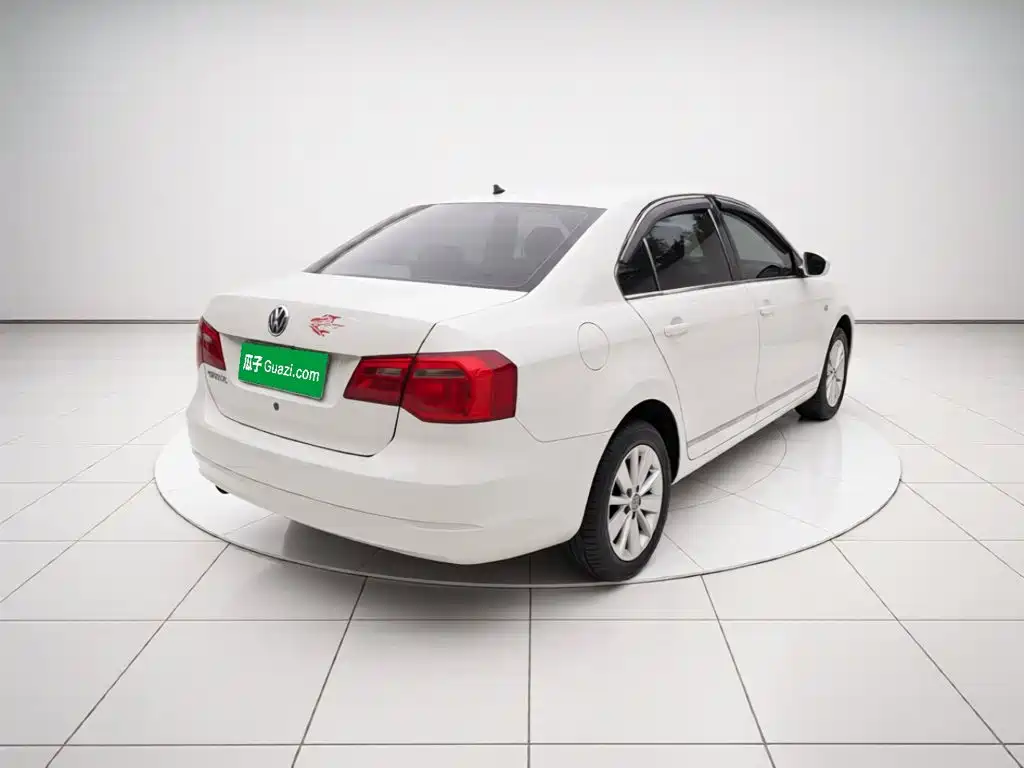 Volkswagen Jetta — миниатюра 4
