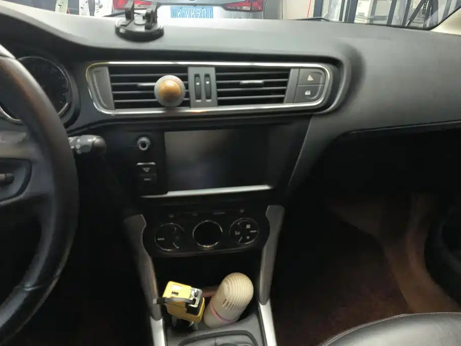 Citroen C3-XR — миниатюра 13