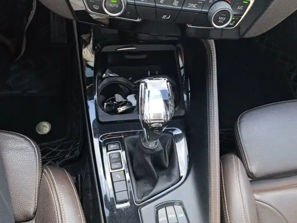 BMW X1 — миниатюра 14