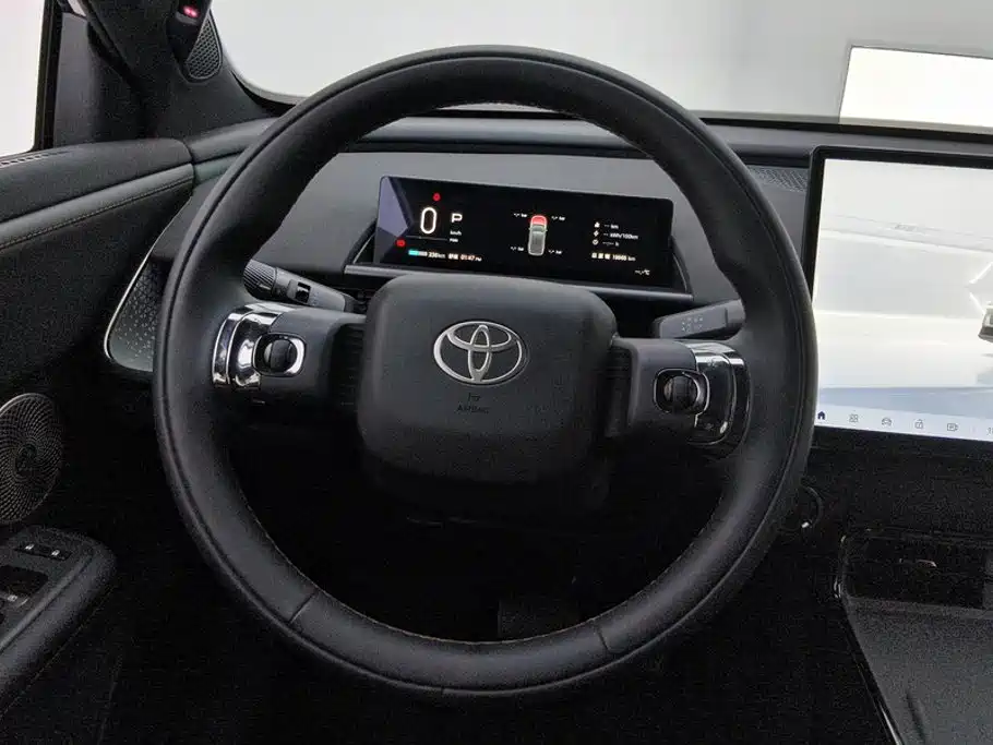 Toyota bZ3X — миниатюра 15
