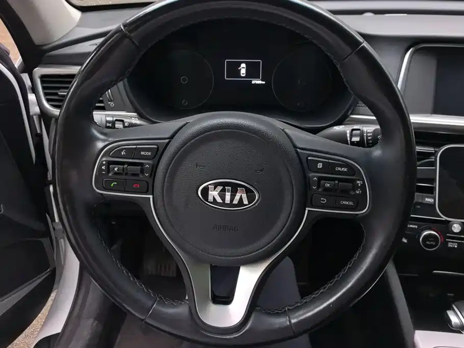 Kia K5 New Energy — миниатюра 15