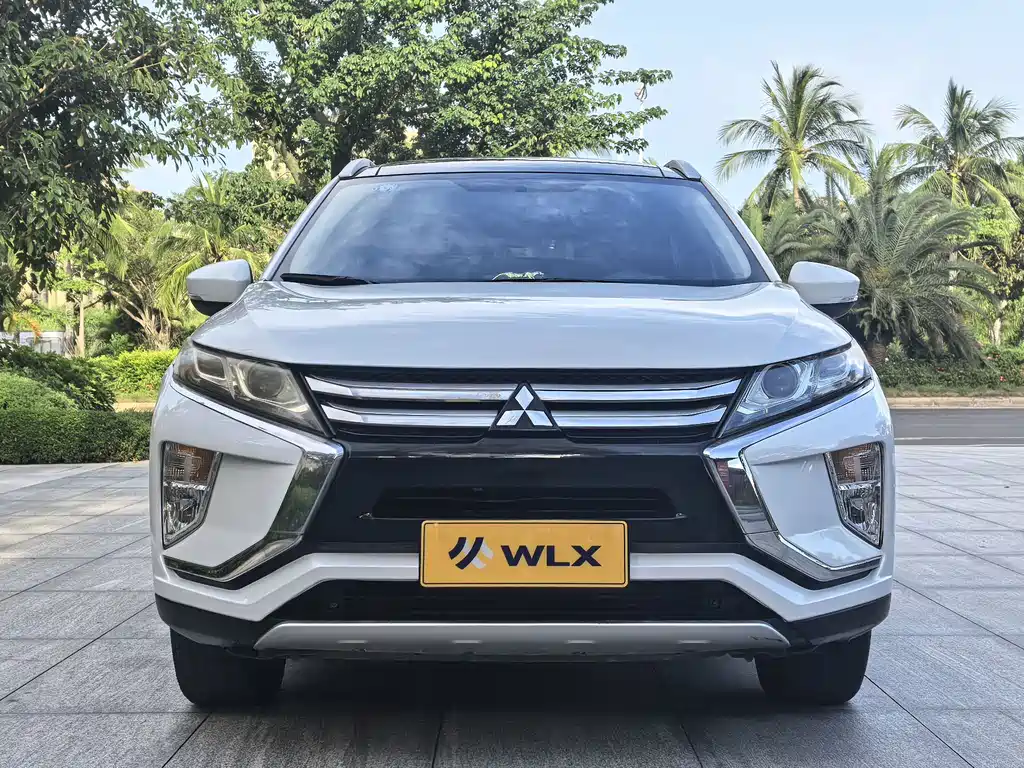 Mitsubishi Eclipse Cross — миниатюра 2
