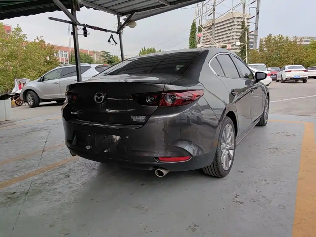 Mazda 3 Axela — миниатюра 7