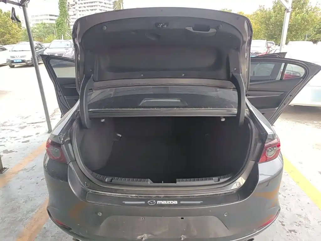 Mazda 3 Axela — миниатюра 19