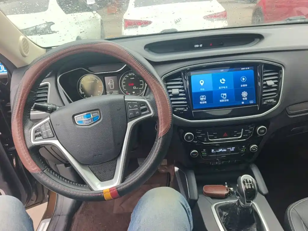 Geely Vision X6 — миниатюра 10