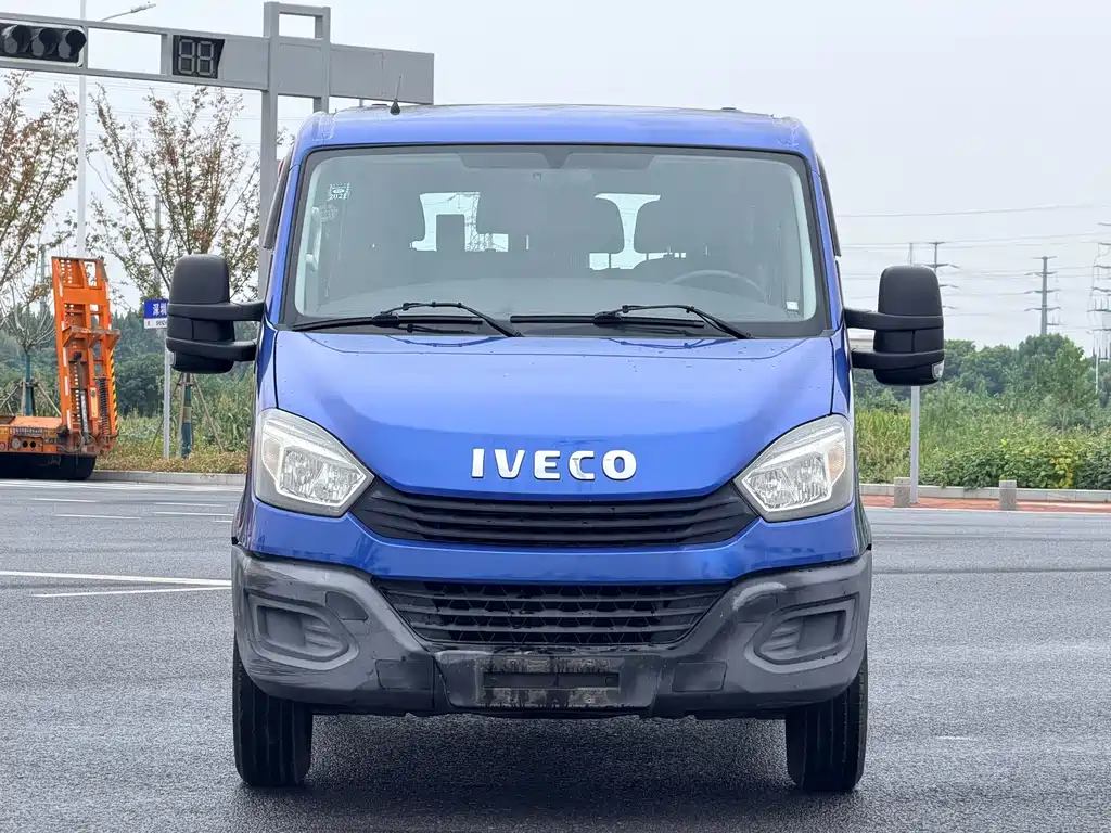 IVECO Ousheng — миниатюра 2