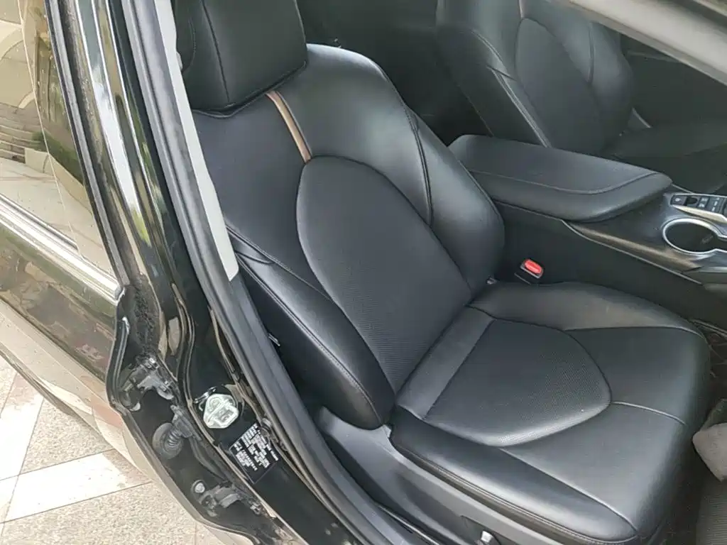 Toyota Camry — миниатюра 25