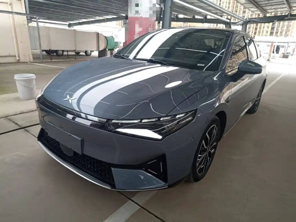 XPeng P5