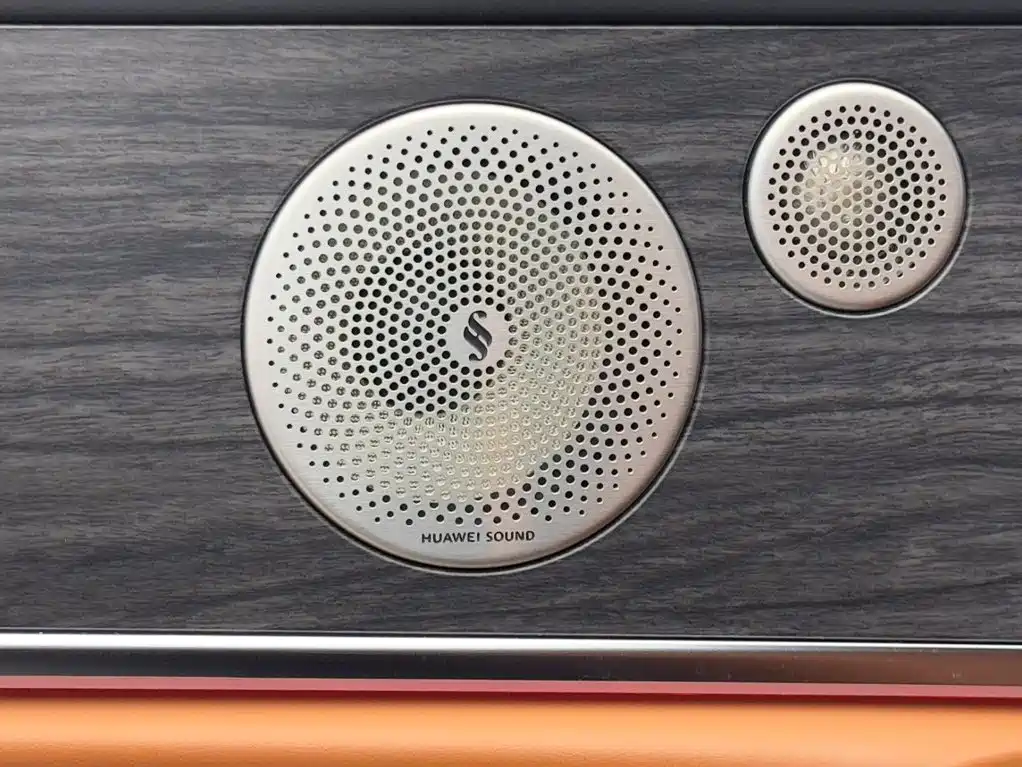 AITO AITO M9 — миниатюра 18