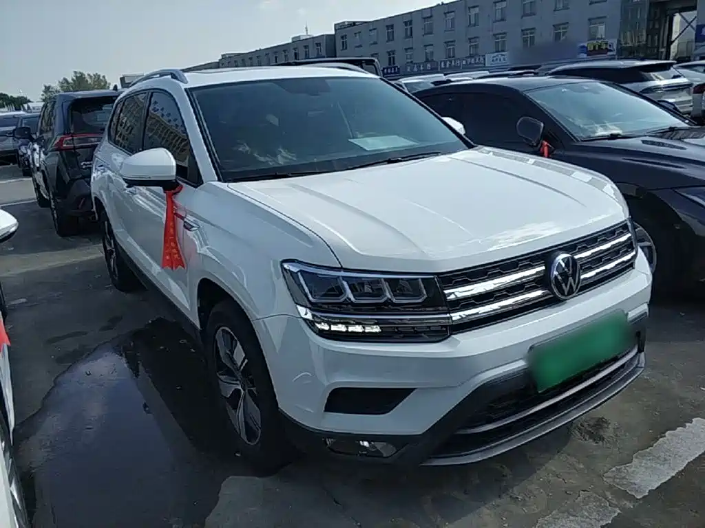 Volkswagen Tharu — миниатюра 4