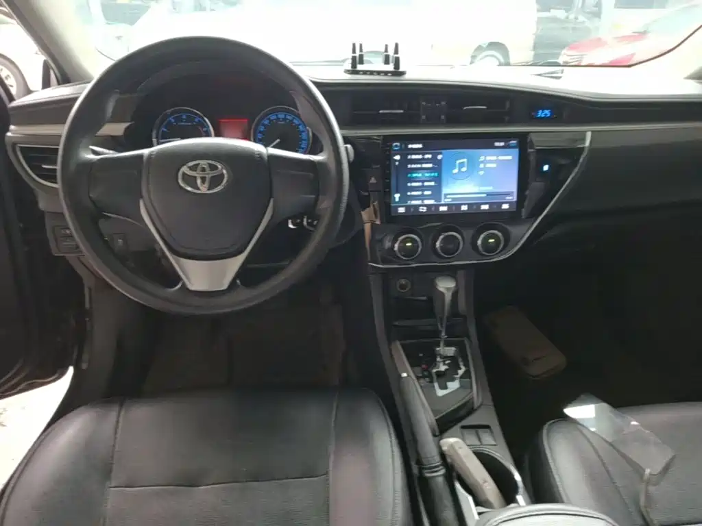 Toyota Corolla — миниатюра 10