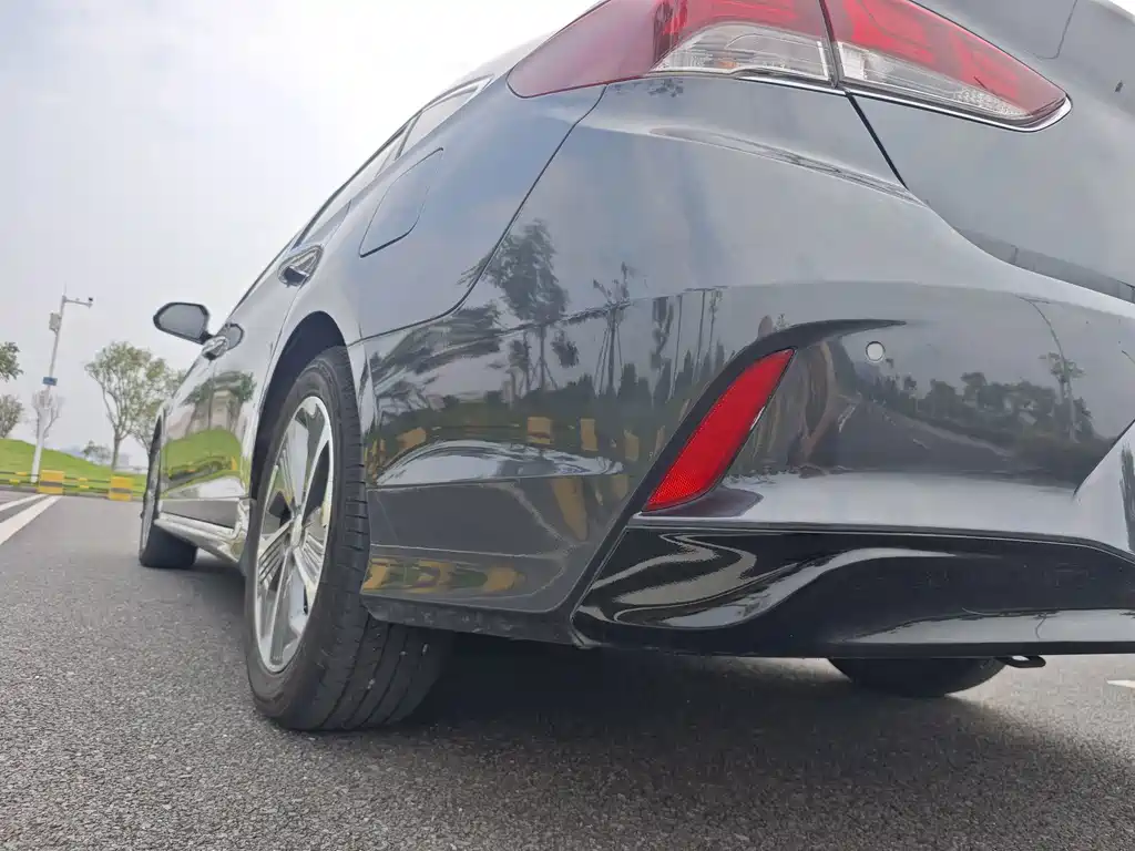 Hyundai Sonata PHEV — миниатюра 24