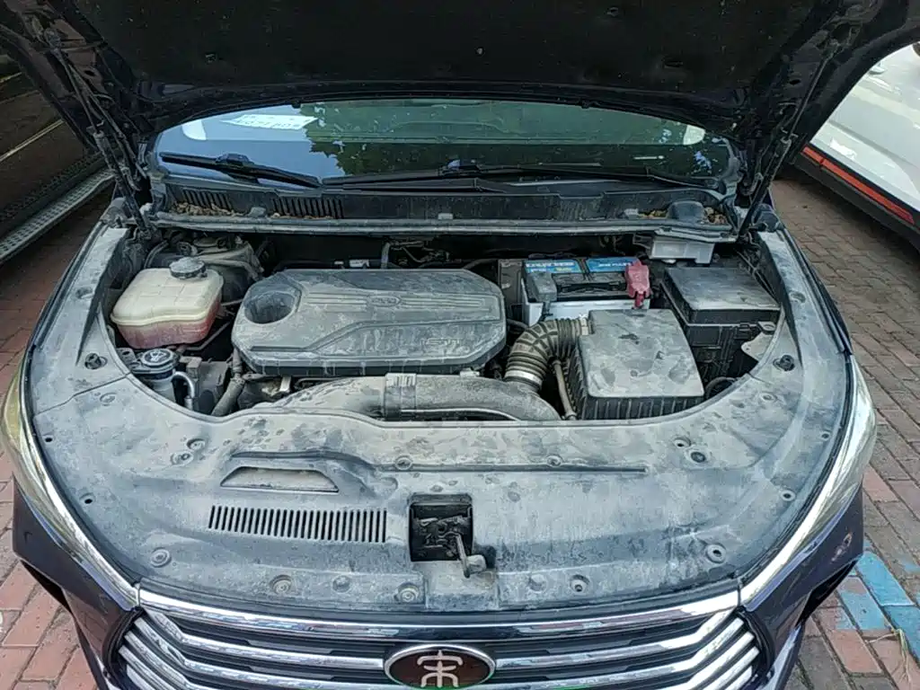BYD MAX — миниатюра 20