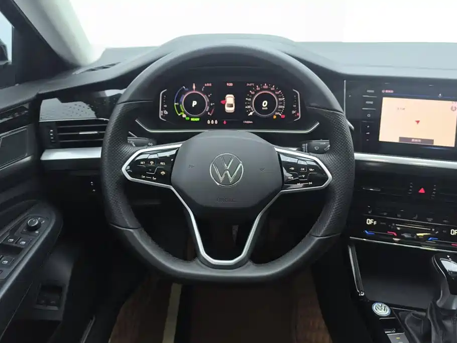 Volkswagen 帕萨特插电混动 — миниатюра 15