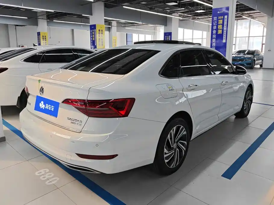 Volkswagen Sagitar — миниатюра 3