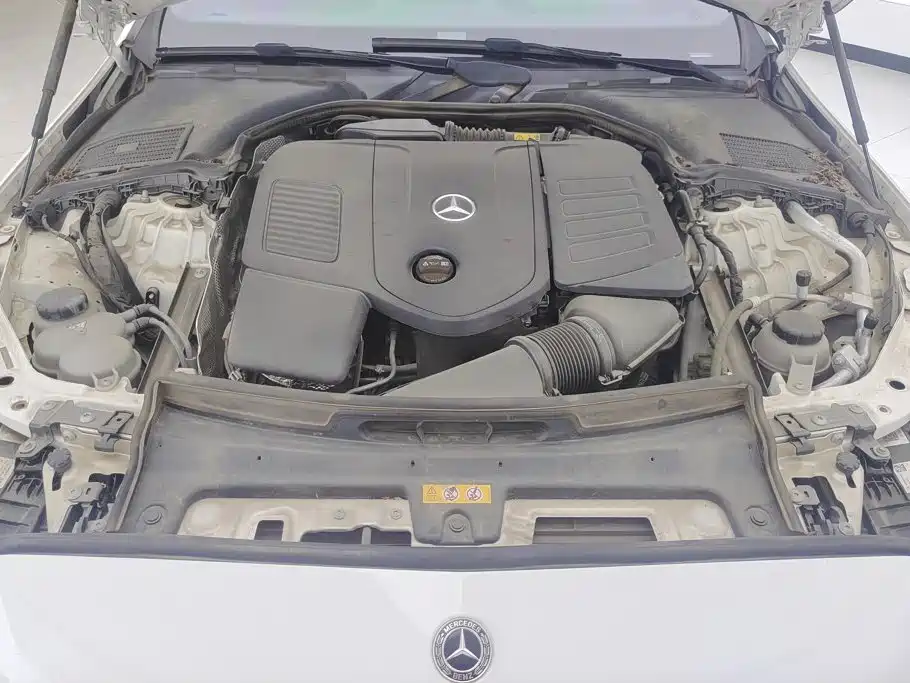 Mercedes-Benz C-Class — миниатюра 10