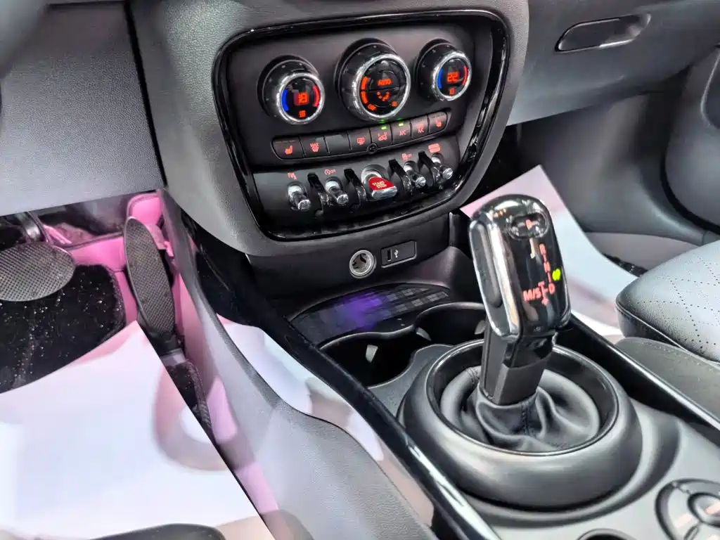 MINI Mini Clubman — миниатюра 11