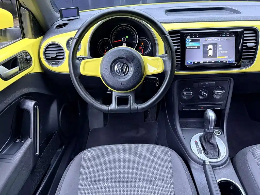 Volkswagen Beetle 180TSI, фото 13