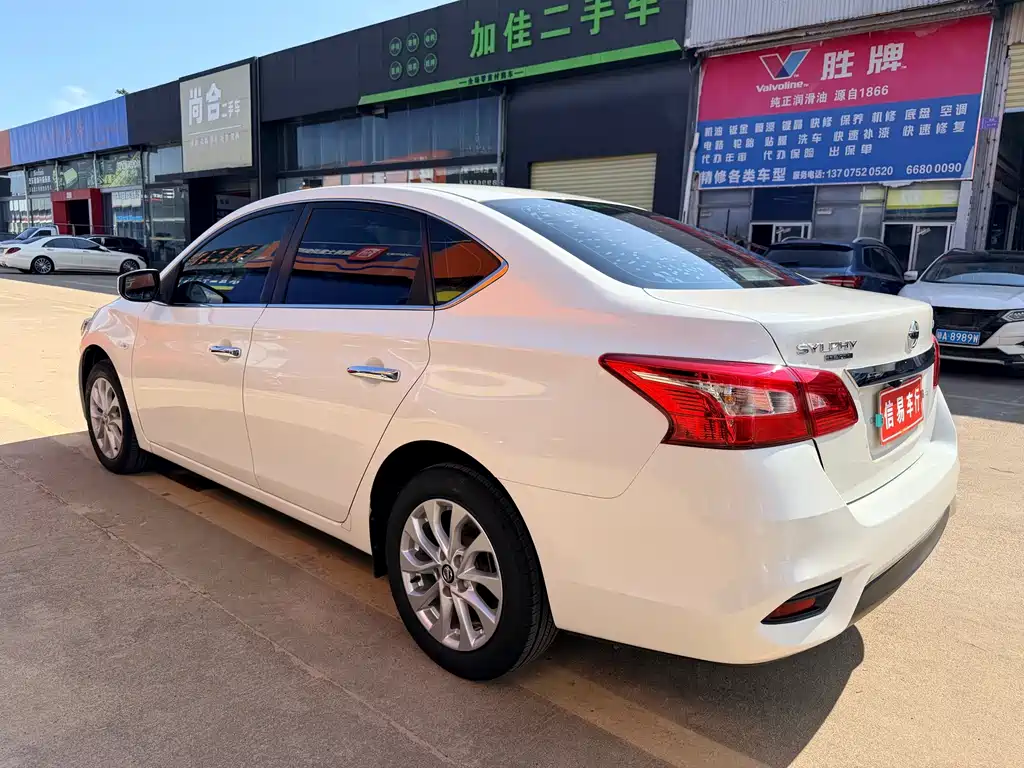 Nissan Sylphy — миниатюра 5