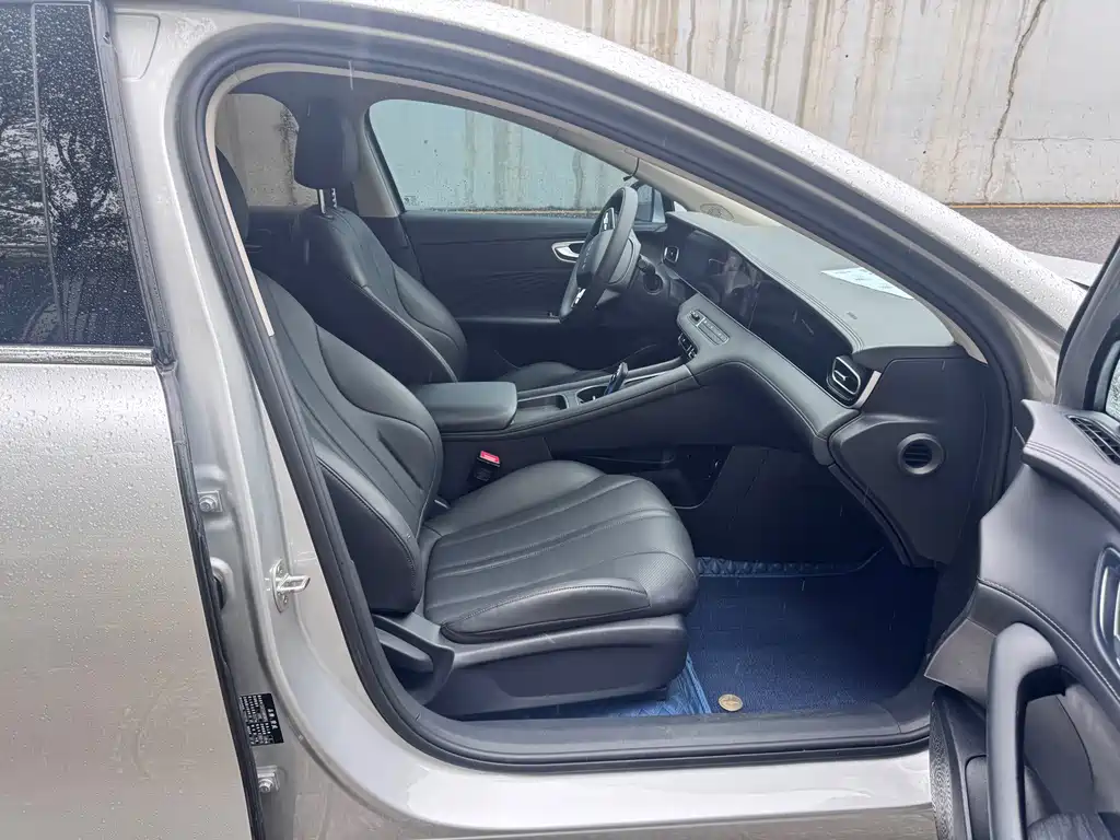 Roewe D7 — миниатюра 7
