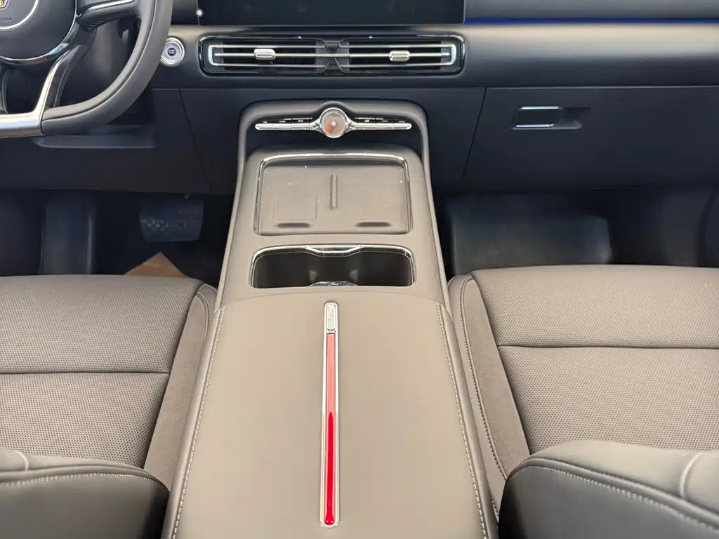 Hongqi Hongqi HS5 — миниатюра 7