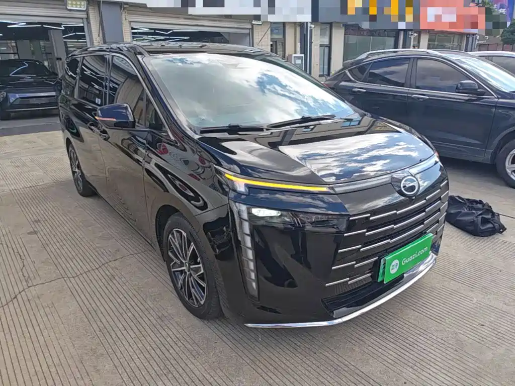 GAC Motor Trumpchi E8 PHEV — миниатюра 4