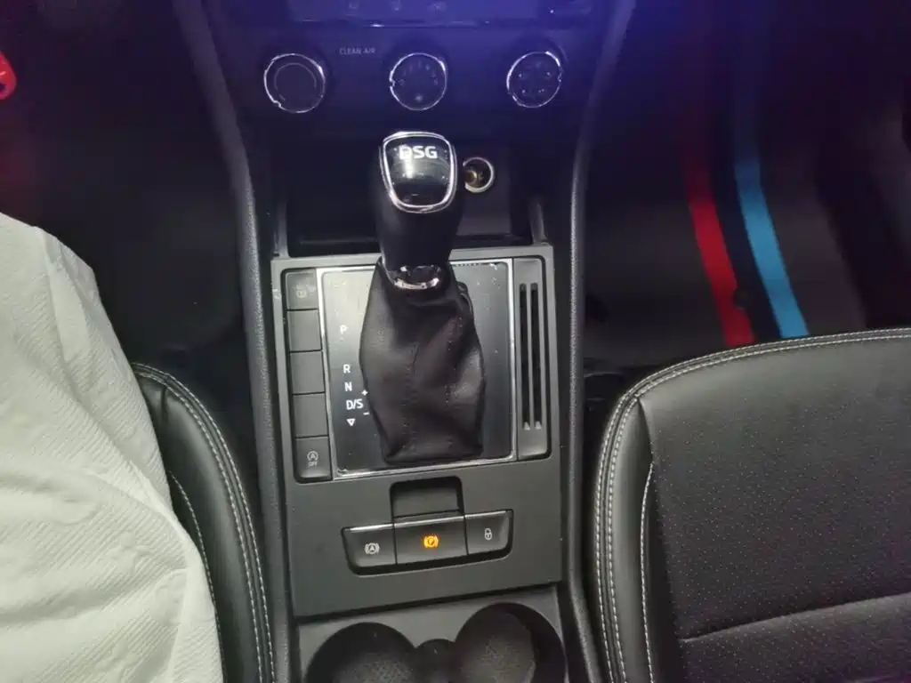 Skoda Superb — миниатюра 14