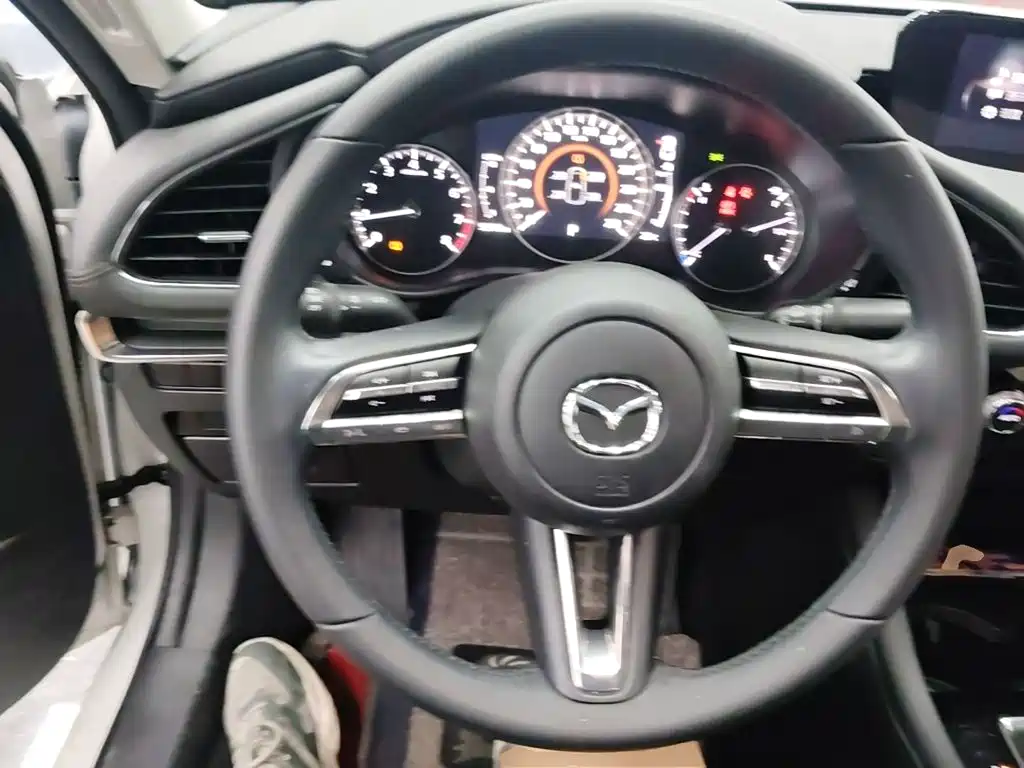 Mazda 3 Axela — миниатюра 11